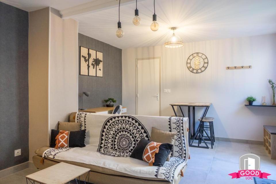 La Coquille D'Orleans Avec Sa Cour Appartement Buitenkant foto
